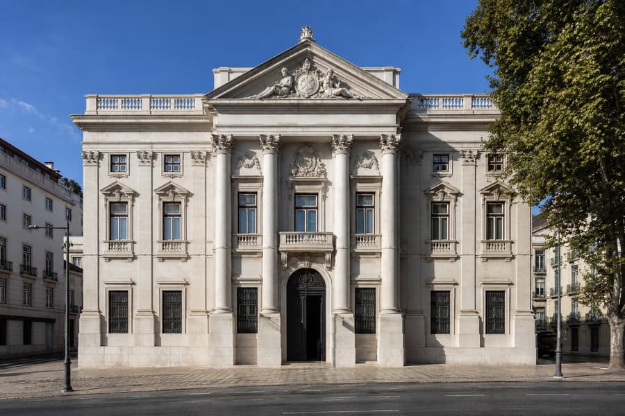 BdP alerta: intermediários de crédito não podem receber valores dos consumidores